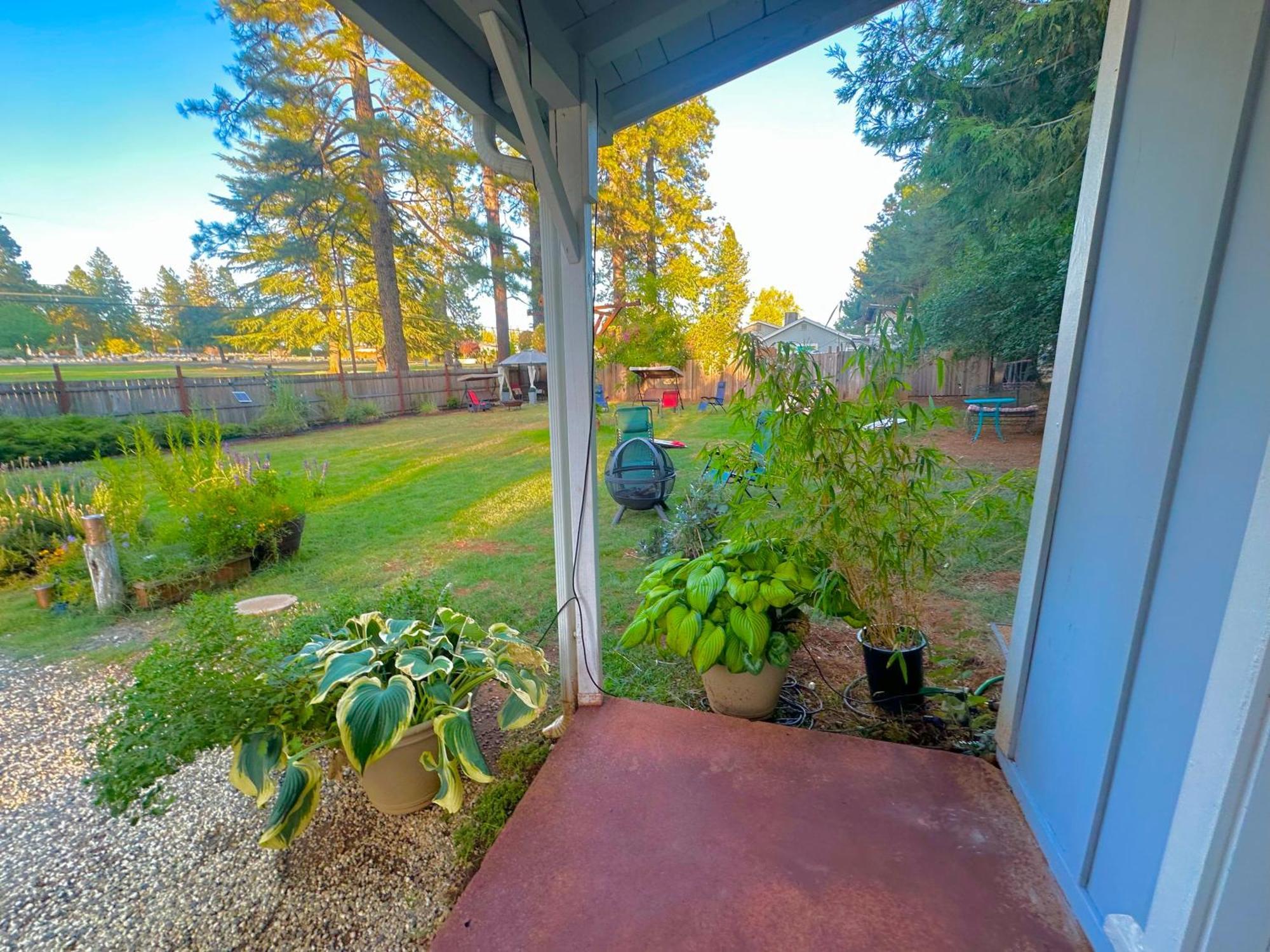 The Pines Inn And Cottages Grass Valley Exterior foto